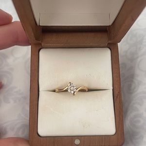 Gold and Diamond ring